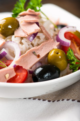 Rice and tuna salad with marinated olives