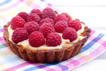 raspberry tart