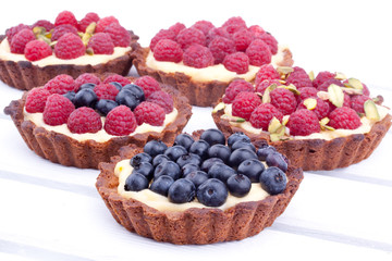 raspberry and blueberry tart