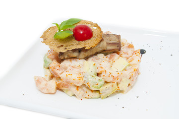 салат из морепродуктов