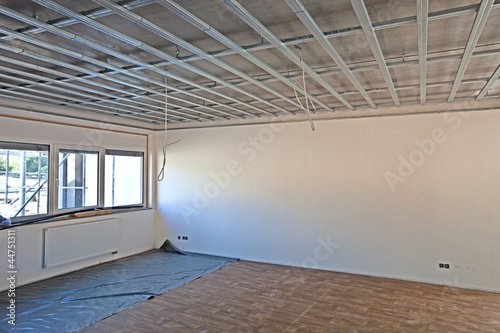 "Deckenkonstruktion " Stockfotos und lizenzfreie Bilder auf Fotolia.com