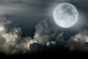 Fototapeta na wymiar night sky with moon and cloud