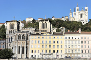Fototapeta na wymiar Lyon miasto słynnej bazyliki