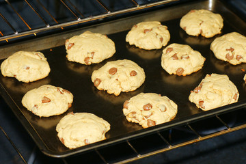 Baking chocolate cookies