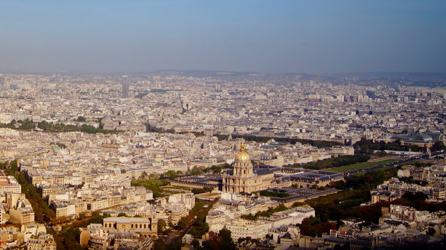 Some scenes of daily Paris, panoramic view from the top