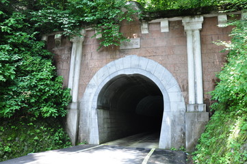 Fototapeta na wymiar Sasago tunel