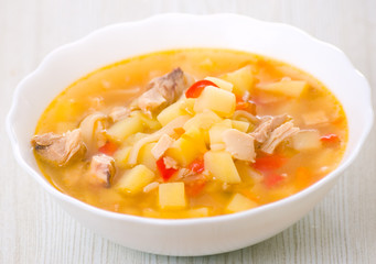 chicken soup with noodle and vegetables