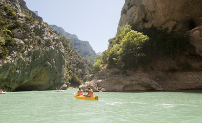 Fototapeta na wymiar Gorges du Verdon w canoe