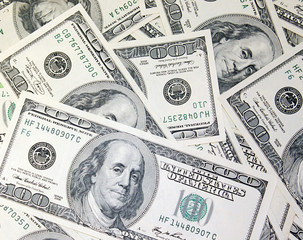 money: one hundred dollars banknotes