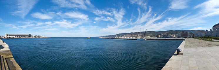 Obraz premium panoramic view of trieste waterfront, italy adriatic sea