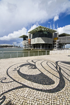 modern aquarium building