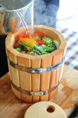 preserving tomatoes