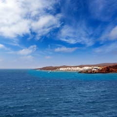 Fototapeta na wymiar Lanzarote The Atlantic ocean panoramę Zatoki