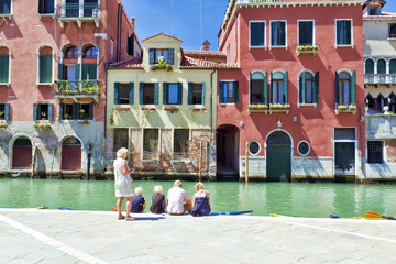 Obraz premium Tourists in Venice