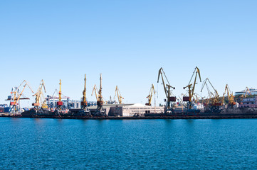 sea container warehouse and crane