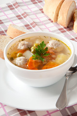 chicken soup with meatballs 