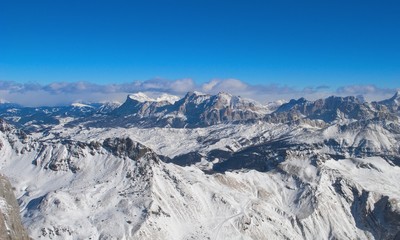 Fototapeta na wymiar Zima Alpy - Włoskie Dolomity