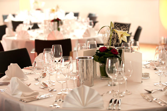 Gedeckter Brauttisch