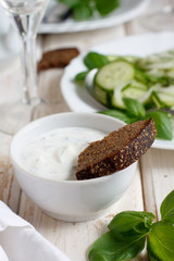 Yogurt sauce for a green summer salad