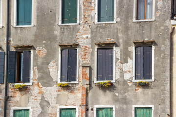 Fototapeta na wymiar facade fragment of an old building