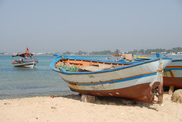 Naklejka na ściany i meble Łód¼ rybacka na plaży w Hammamet 7