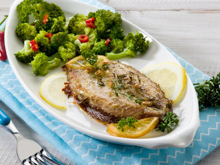 mackerel with steamed broccoli