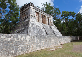 Fototapeta na wymiar Chichen Itza, Yucatan, Meksyk ..