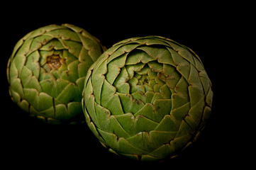 Obraz premium Artichokes on Black Background
