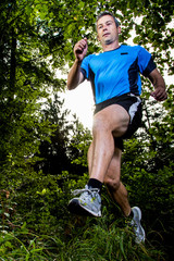 Jogger im Wald