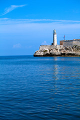 Fototapeta na wymiar Morro Castle, twierdzy strzeże wejścia do zatoki Hawanie, Kuba