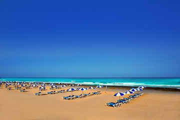 Fototapeta na wymiar Adeje Beach Playa Las Americas na Teneryfie