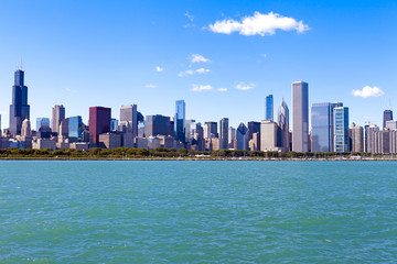 Fototapeta na wymiar Chicago (Front View Water)