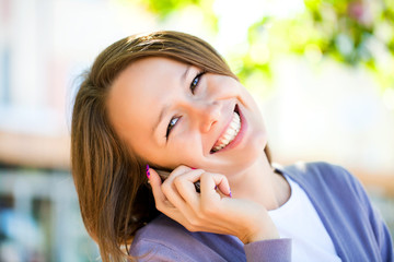 woman with cell phone