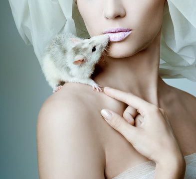 beautiful woman with a rat