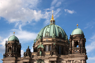 Fototapeta na wymiar Kuppel des Berliner Dom