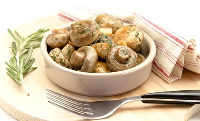 Champiñon al ajillo