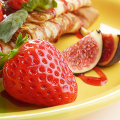 Strawberry crepes