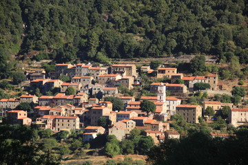 Fototapeta na wymiar Korsykański wieś