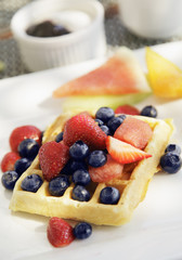waffel mit früchten