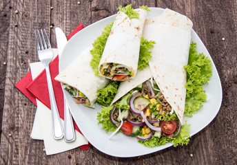 Plate with fresh Wraps