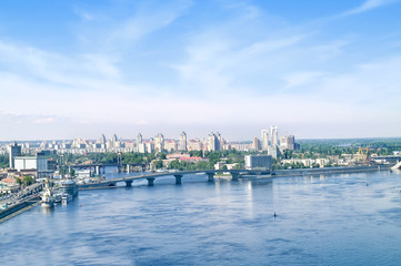 Fototapeta premium Miejski krajobraz. Kijów