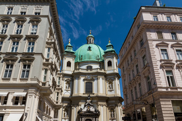 Fototapeta na wymiar Vienna, Austria - famous Peterskirche (Saint Peter's Church).