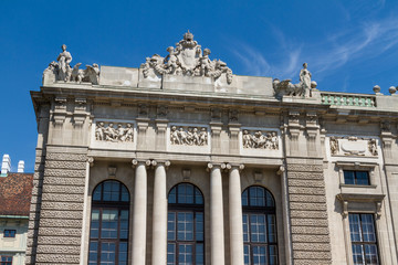 Fototapeta na wymiar Heldenplatz in the Hofburg complex, Vienna, Austria