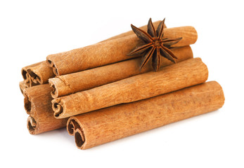 Cinnamon sticks and anise