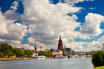Frankfurt am main, Kirche