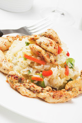 Risotto with spicy chicken and vegetables