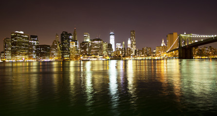 Fototapeta na wymiar Manhattan Bridge i skyline