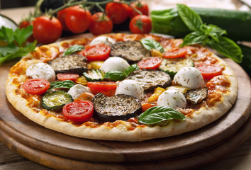 Vegetarian Pizza - Pizza vegetariana