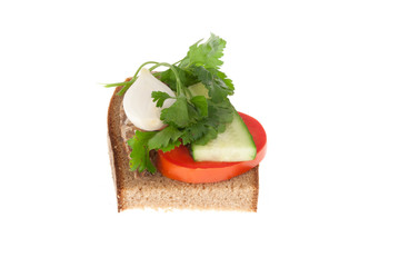 Rye-bread with tomato and canned fish