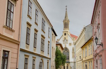 Fototapeta na wymiar rue de Veszprém i Hongrie